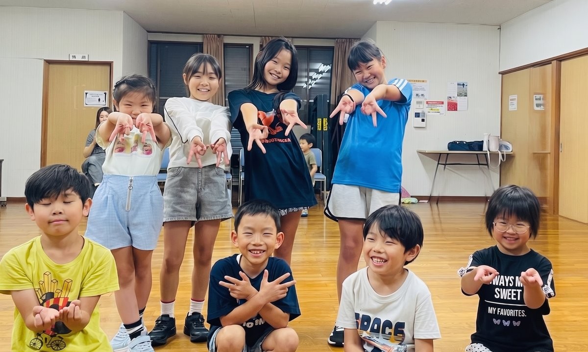 NAYUTA FLOW のレッスンに通う子どもたち